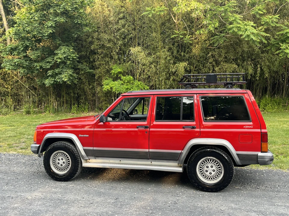1995 Jeep XJ Cherokee - Image 13 of 31