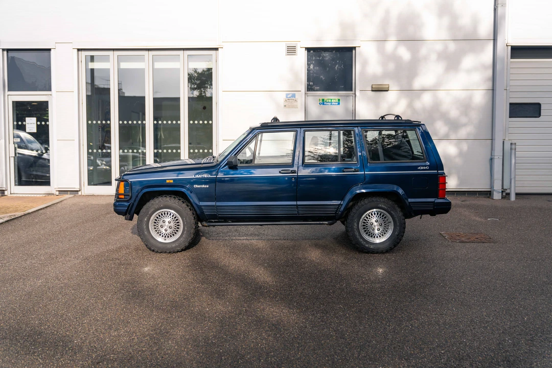 1995 Jeep XJ Cherokee - Image 5 of 31