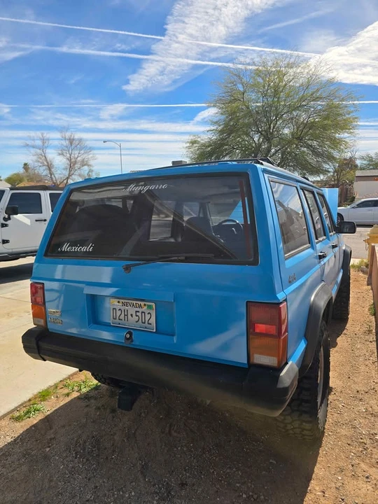 1995 Jeep XJ Cherokee - Image 4 of 8