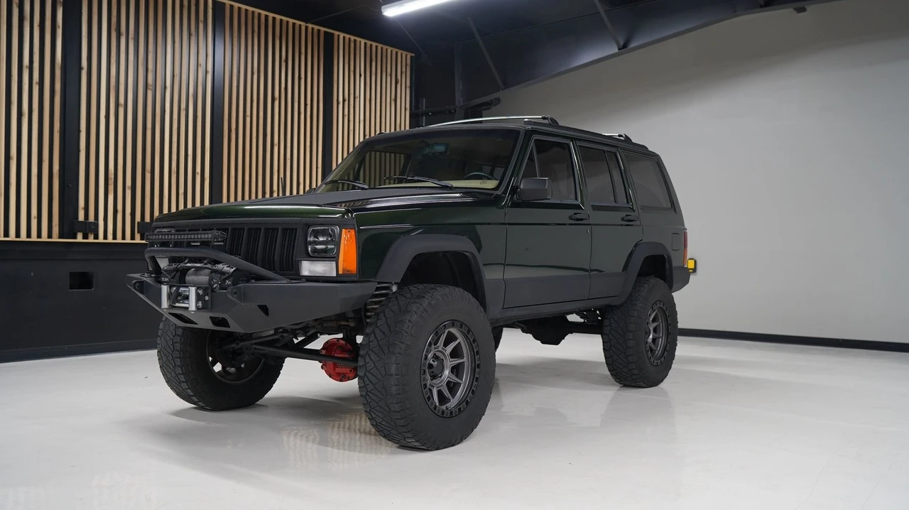 1995 Jeep XJ Cherokee - Image 2 of 21