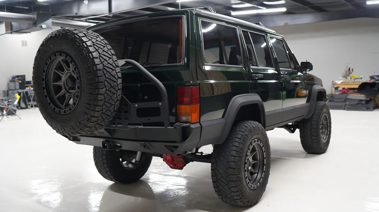 1995 Jeep XJ Cherokee - Image 12 of 21