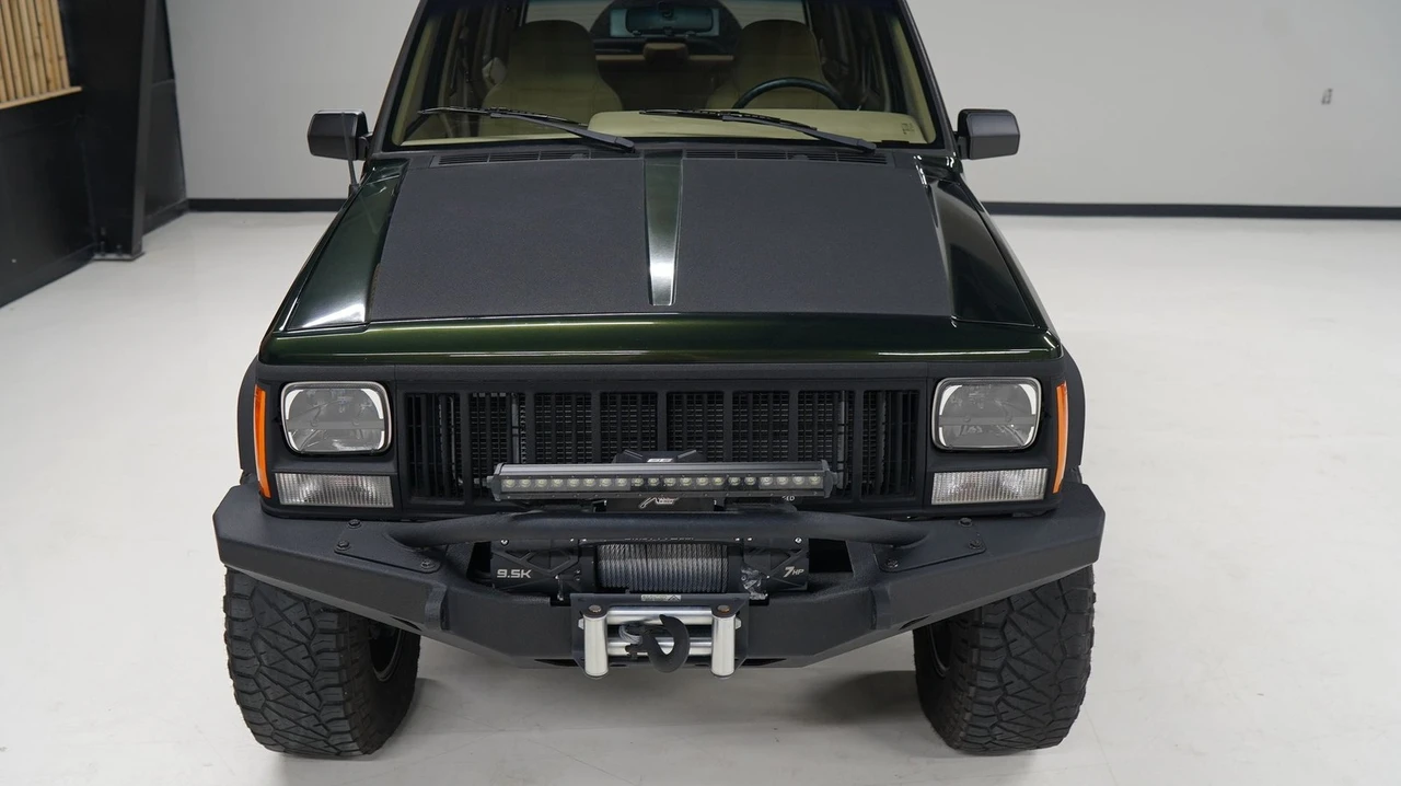 1995 Jeep XJ Cherokee - Image 19 of 21