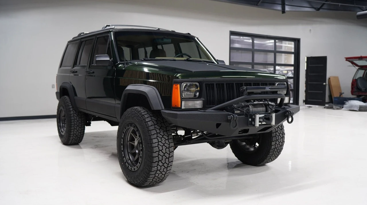 1995 Jeep XJ Cherokee - Image 12 of 25