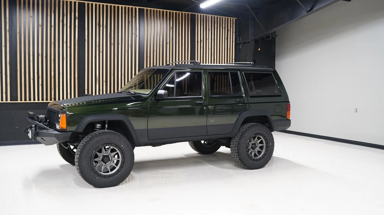 1995 Jeep XJ Cherokee - Image 4 of 25