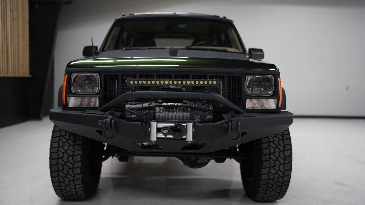1995 Jeep XJ Cherokee - Image 17 of 25