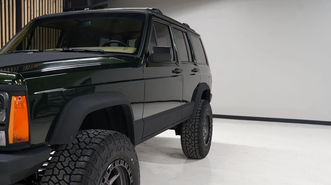 1995 Jeep XJ Cherokee - Image 23 of 25