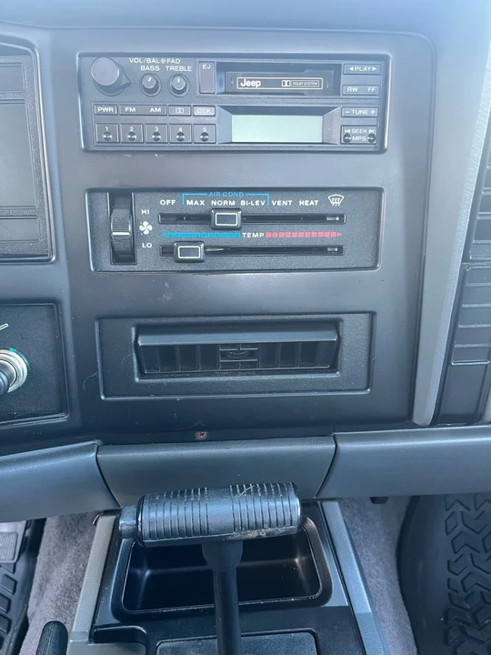 1995 Jeep XJ Cherokee - Image 7 of 21