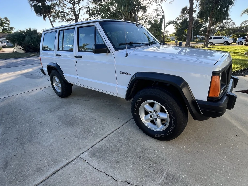 1995 Jeep XJ Cherokee - Image 4 of 21