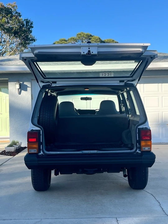 1995 Jeep XJ Cherokee - Image 5 of 21
