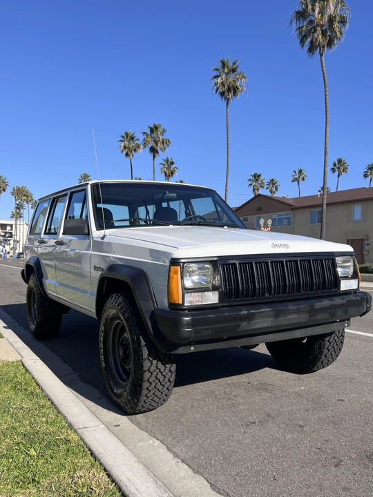 1995 Jeep XJ Cherokee - Image 12 of 31
