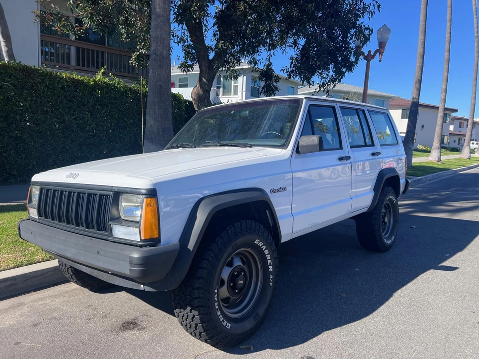1995 Jeep XJ Cherokee - Image 4 of 31