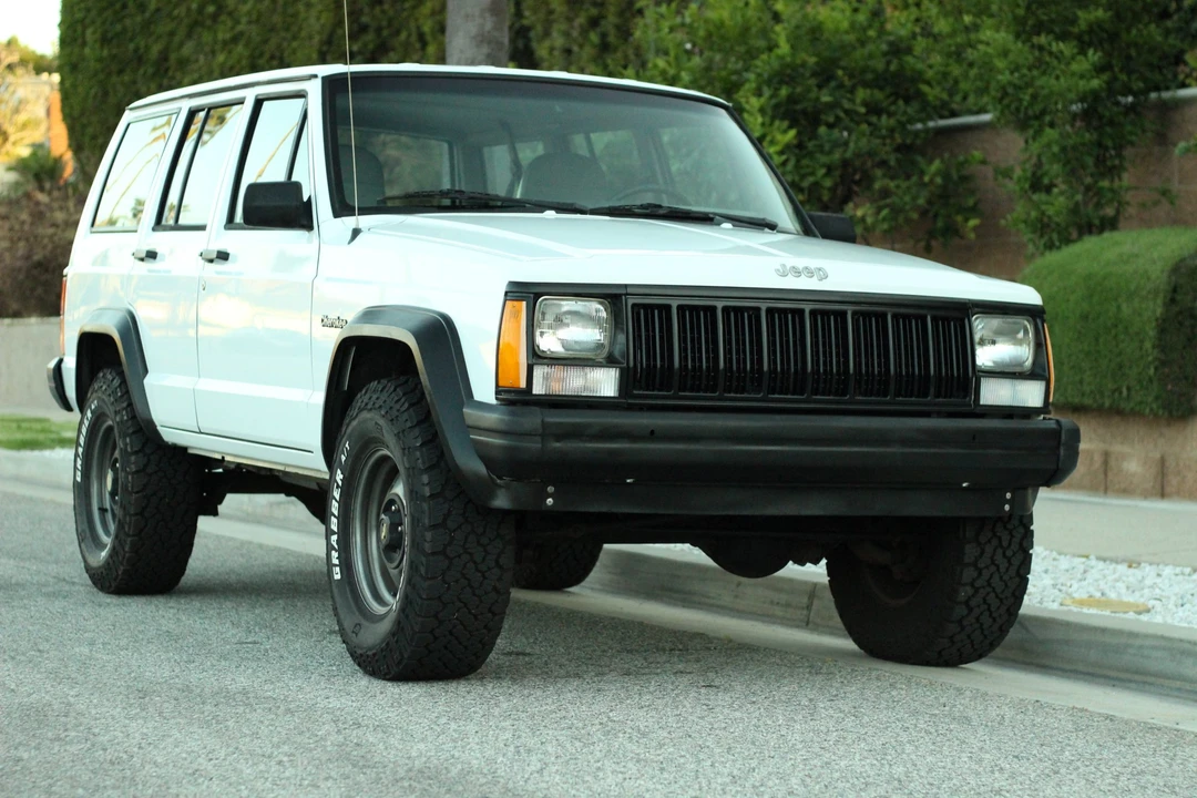 1995 Jeep XJ Cherokee - Image 5 of 31