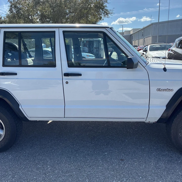 1995 Jeep XJ Cherokee - Image 18 of 31