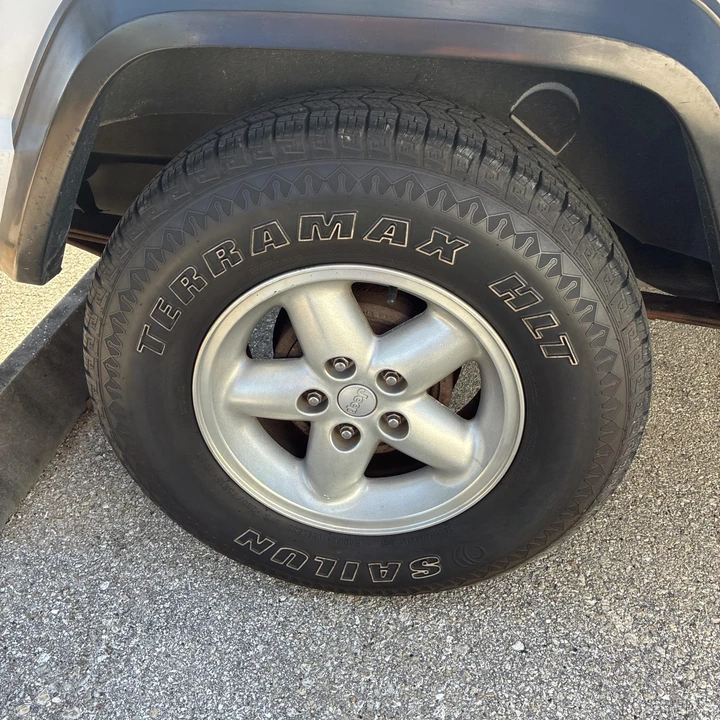 1995 Jeep XJ Cherokee - Image 28 of 31