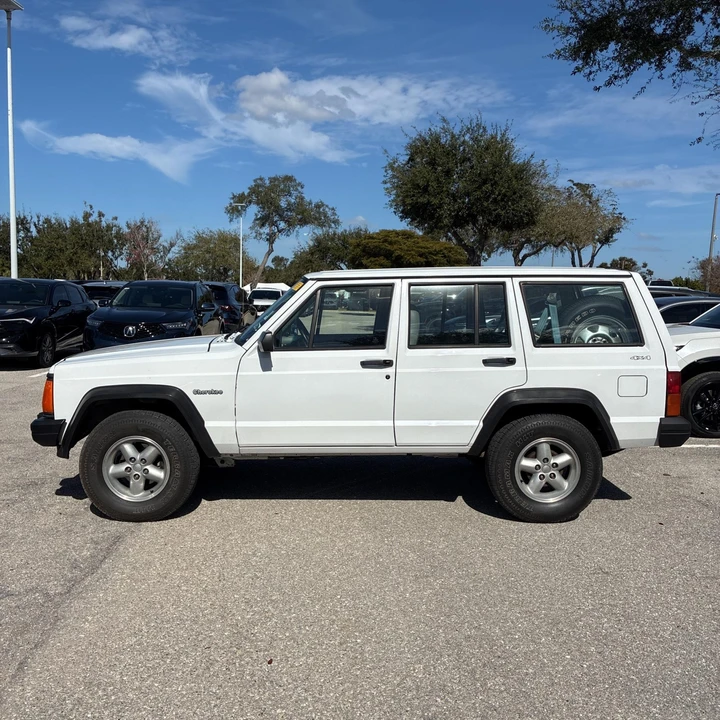 1995 Jeep XJ Cherokee - Image 12 of 31