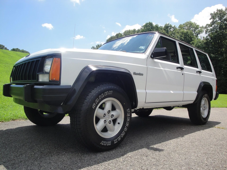 1995 Jeep XJ Cherokee - Image 3 of 31