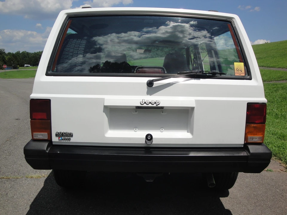 1995 Jeep XJ Cherokee - Image 18 of 31
