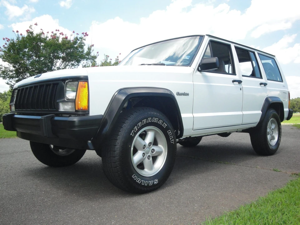 1995 Jeep XJ Cherokee - Image 4 of 31