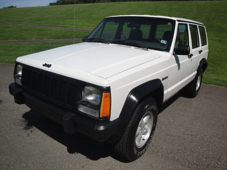 1995 Jeep XJ Cherokee - Image 28 of 31