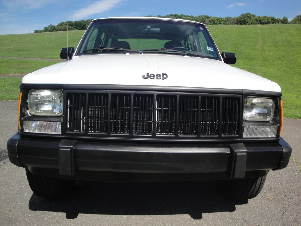 1995 Jeep XJ Cherokee - Image 29 of 31