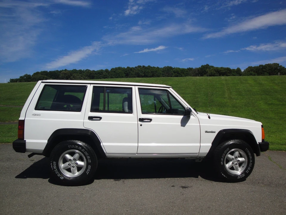 1995 Jeep XJ Cherokee - Image 31 of 31