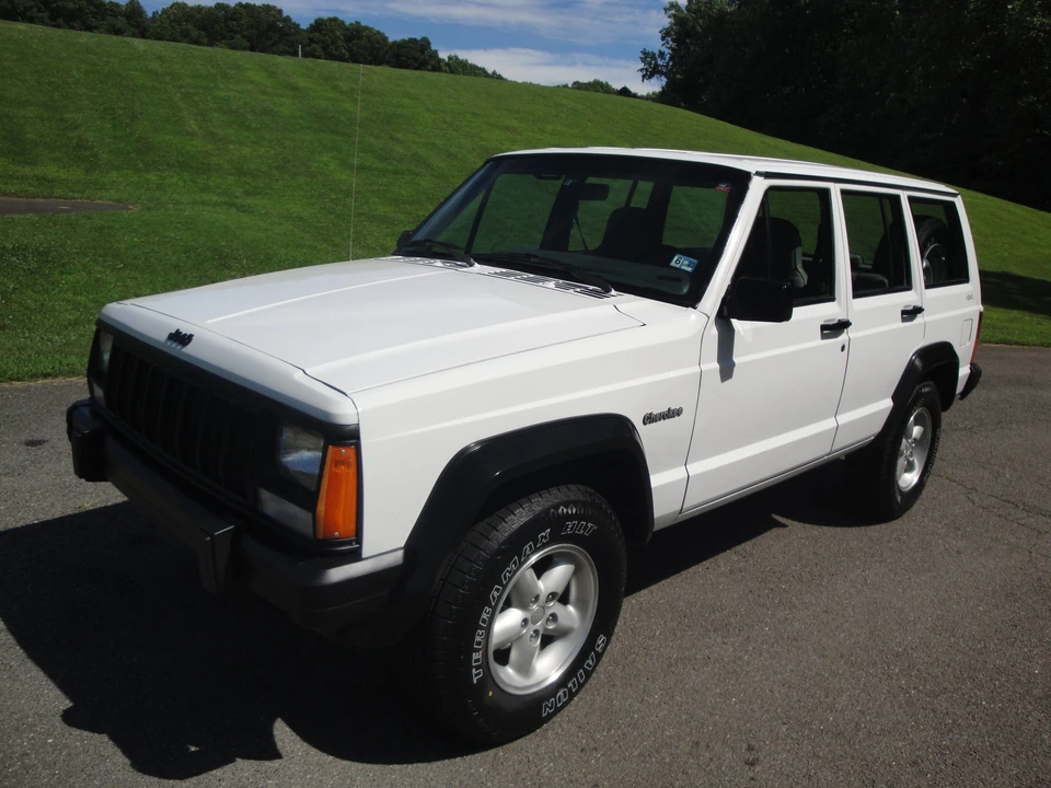 1995 Jeep XJ Cherokee - Image 27 of 31