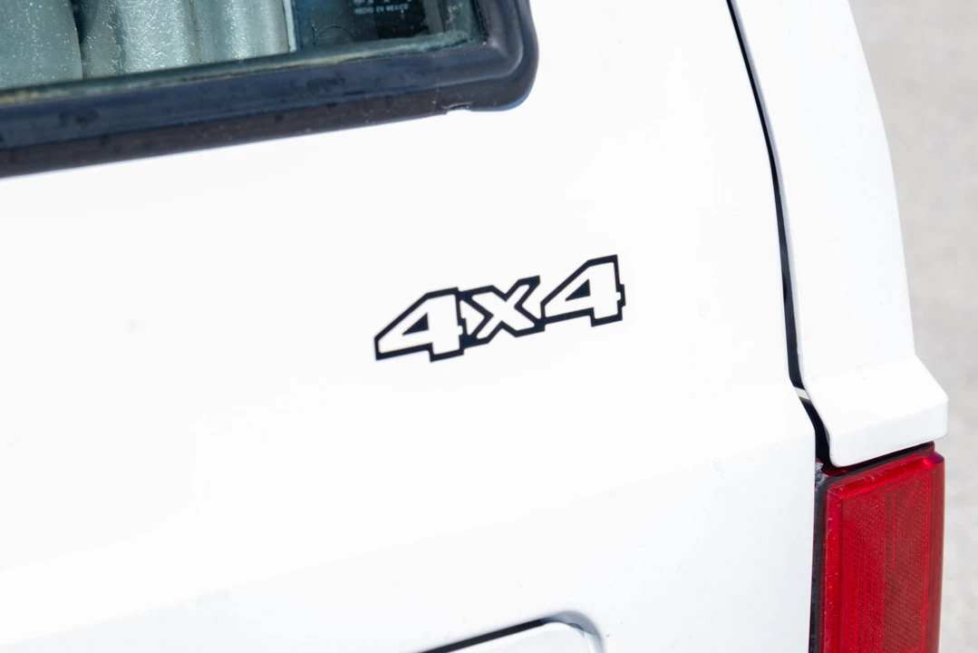 1995 Jeep XJ Cherokee - Image 22 of 31
