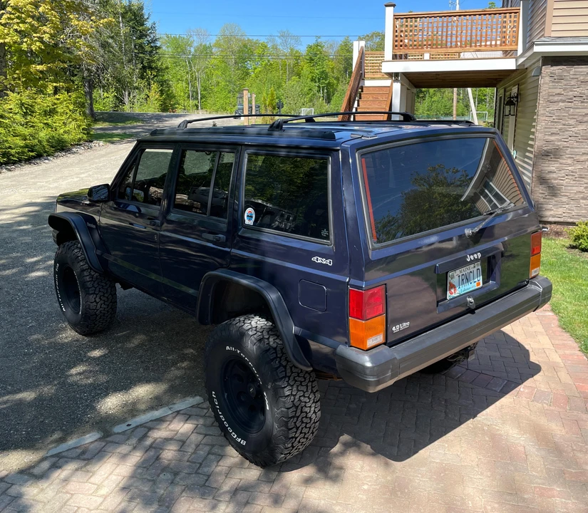 1995 Jeep XJ Cherokee - Image 14 of 31