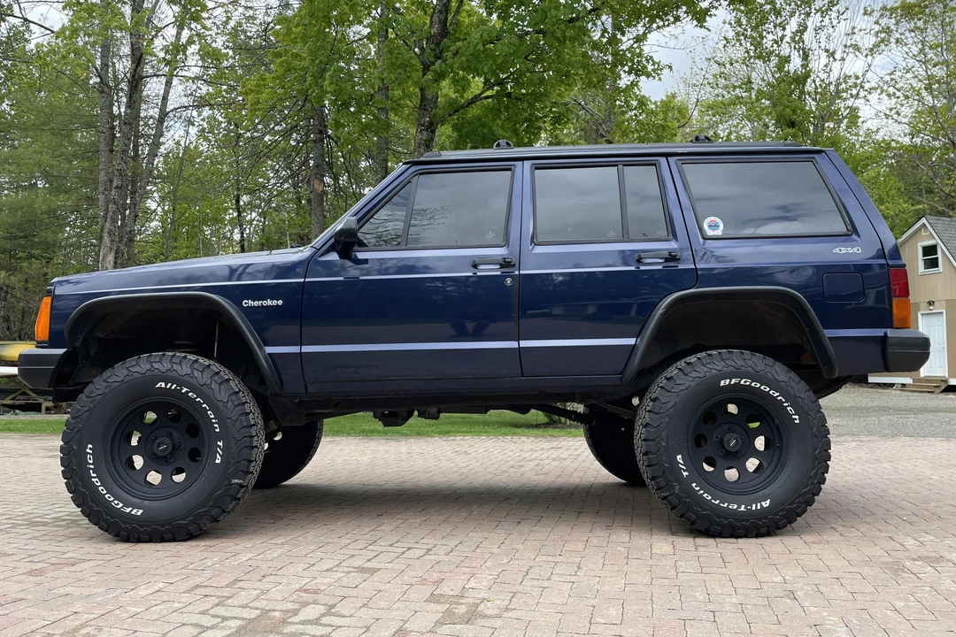 1995 Jeep XJ Cherokee - Image 3 of 31