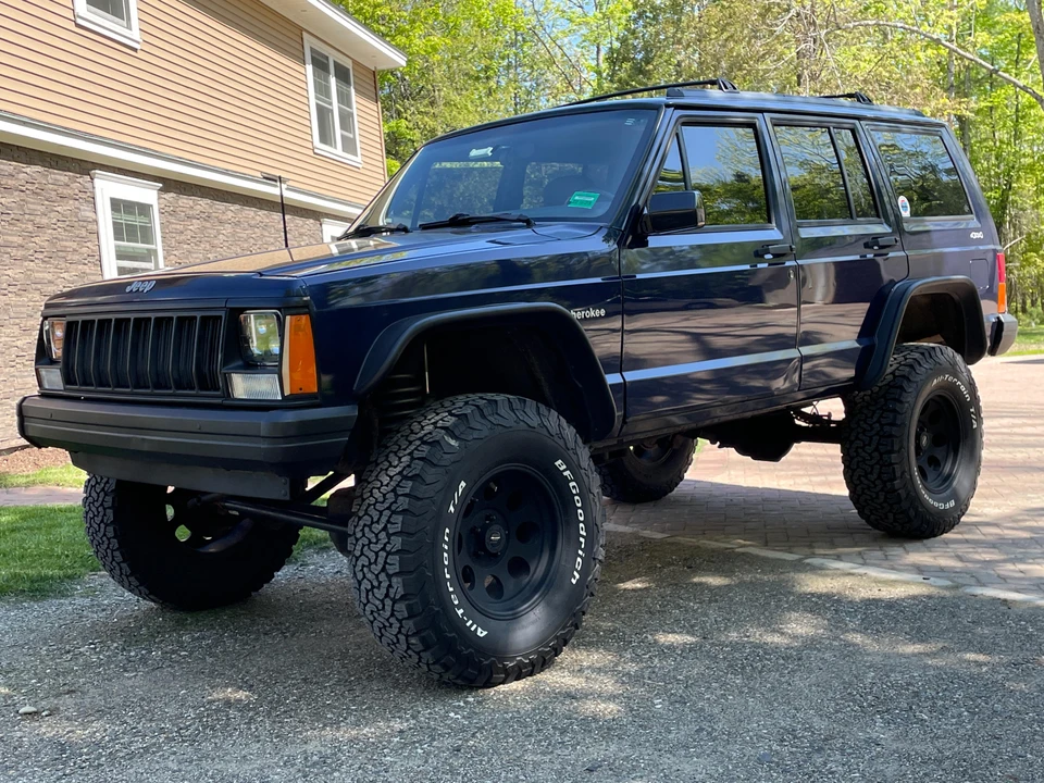 1995 Jeep XJ Cherokee - Image 8 of 31