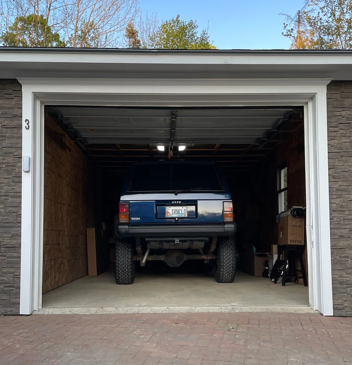 1995 Jeep XJ Cherokee - Image 16 of 31