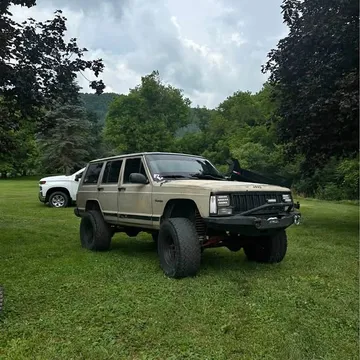 1995 Jeep Cherokee SE Sport Utility 4D
