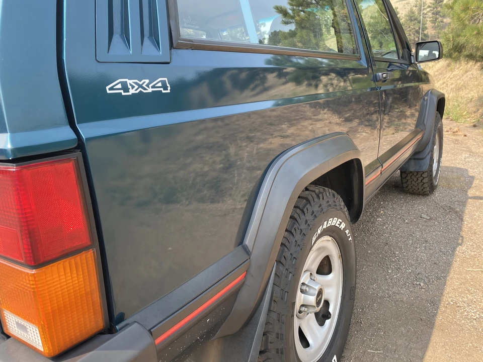 1995 Jeep XJ Cherokee - Image 22 of 31