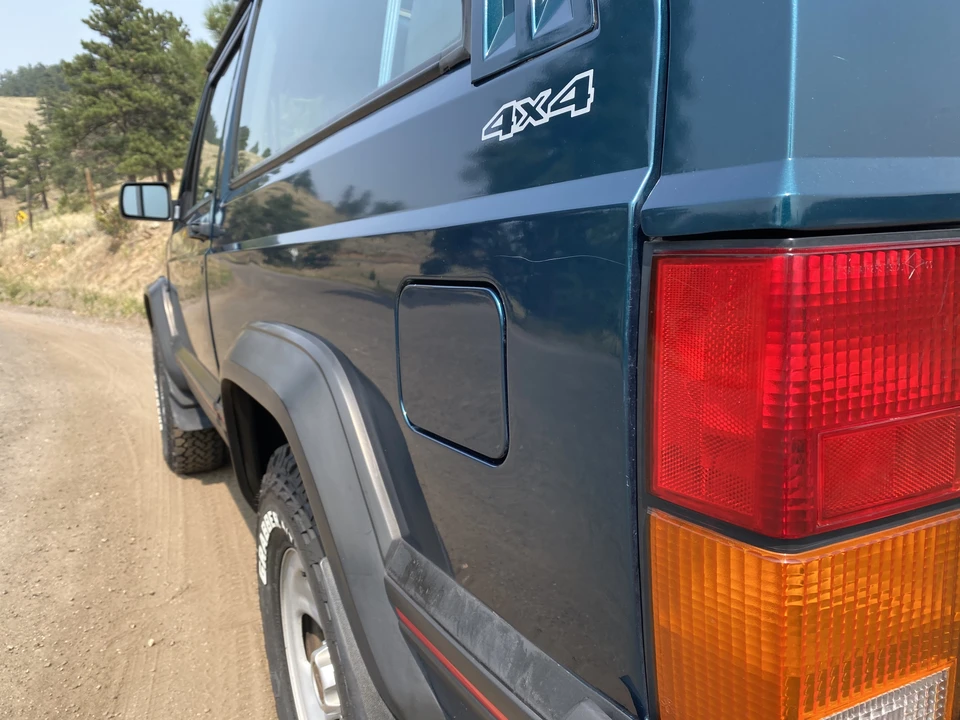 1995 Jeep XJ Cherokee - Image 21 of 31