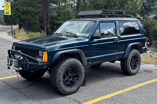 1995 Jeep Cherokee Sport 2-Door 4×4