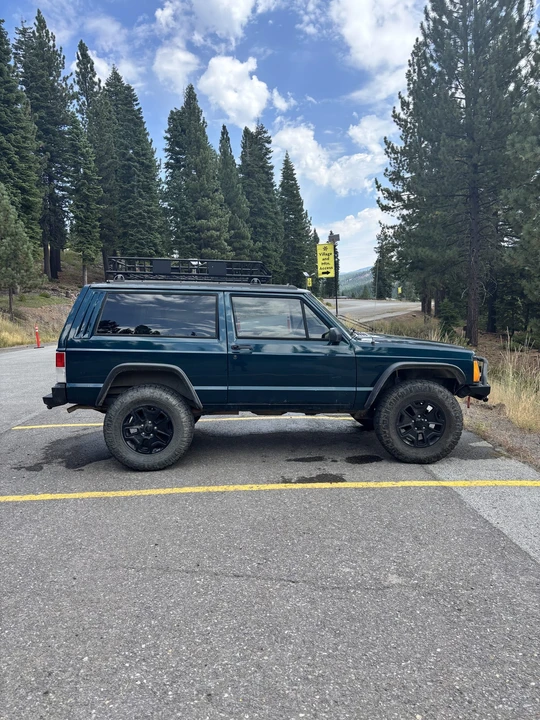 1995 Jeep XJ Cherokee - Image 13 of 31