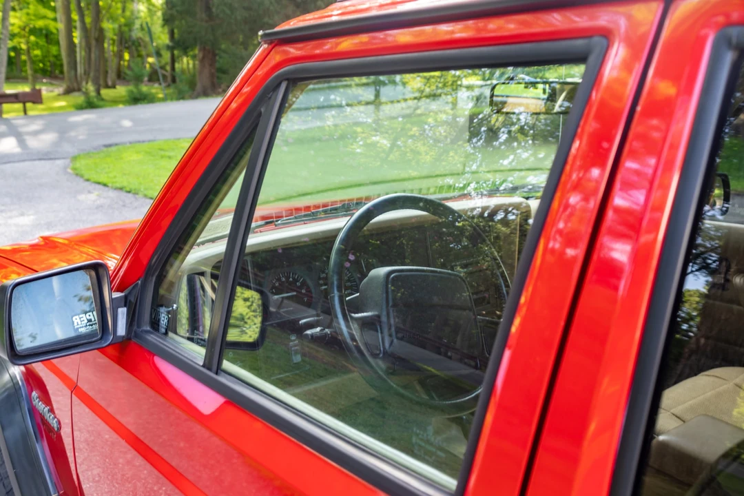 1995 Jeep XJ Cherokee - Image 22 of 31