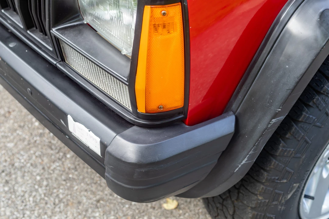 1995 Jeep XJ Cherokee - Image 18 of 31
