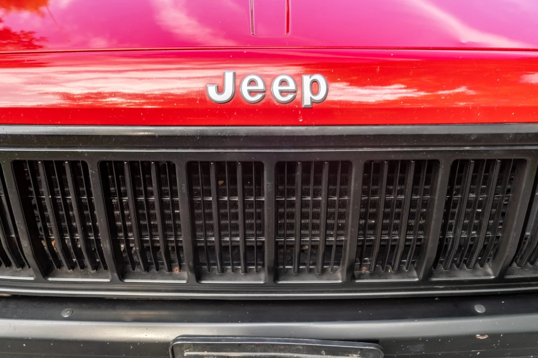 1995 Jeep XJ Cherokee - Image 15 of 31