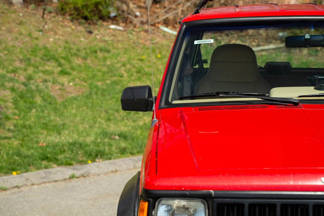 1995 Jeep XJ Cherokee - Image 9 of 31