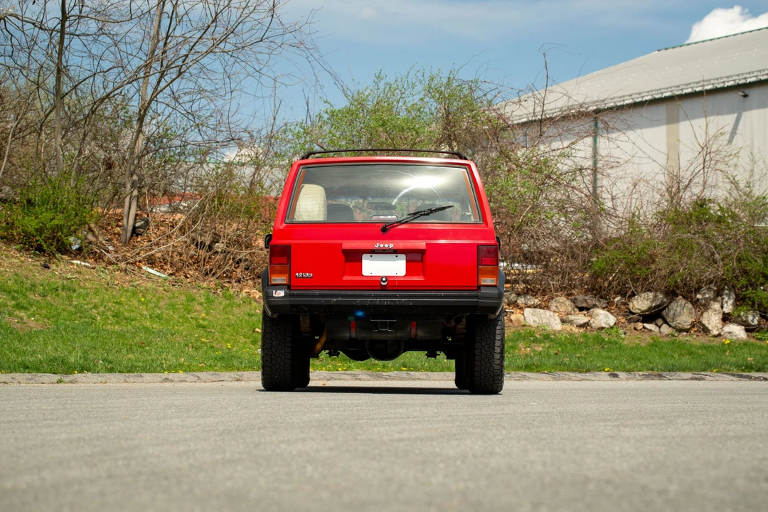 1995 Jeep XJ Cherokee - Image 4 of 31