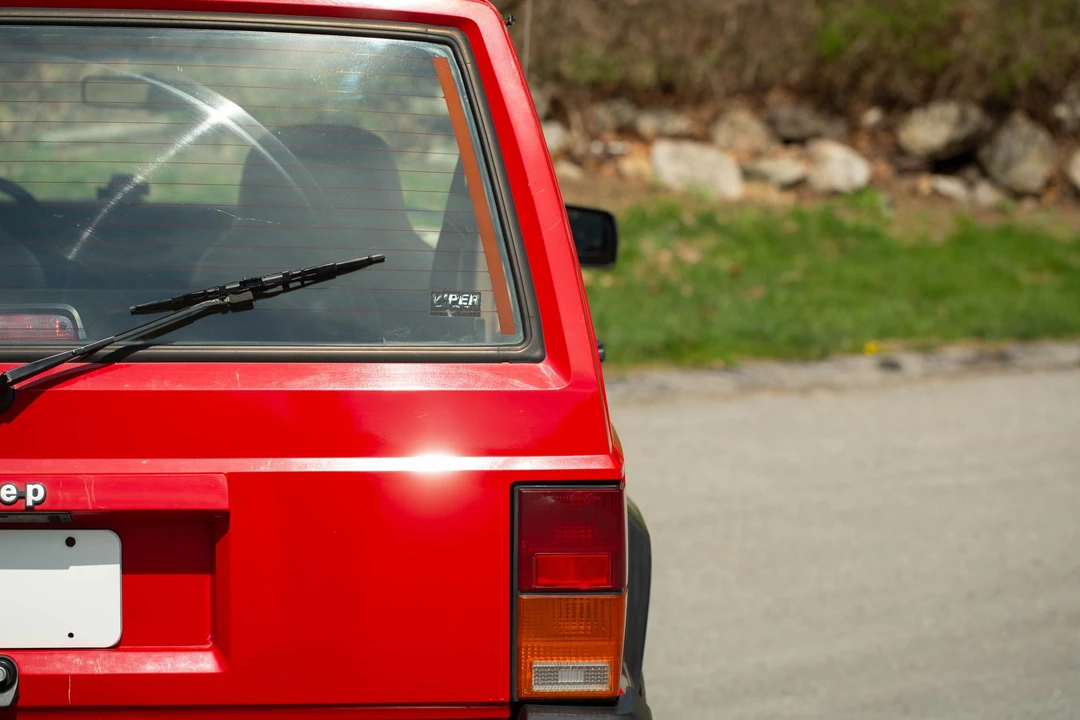 1995 Jeep XJ Cherokee - Image 27 of 31