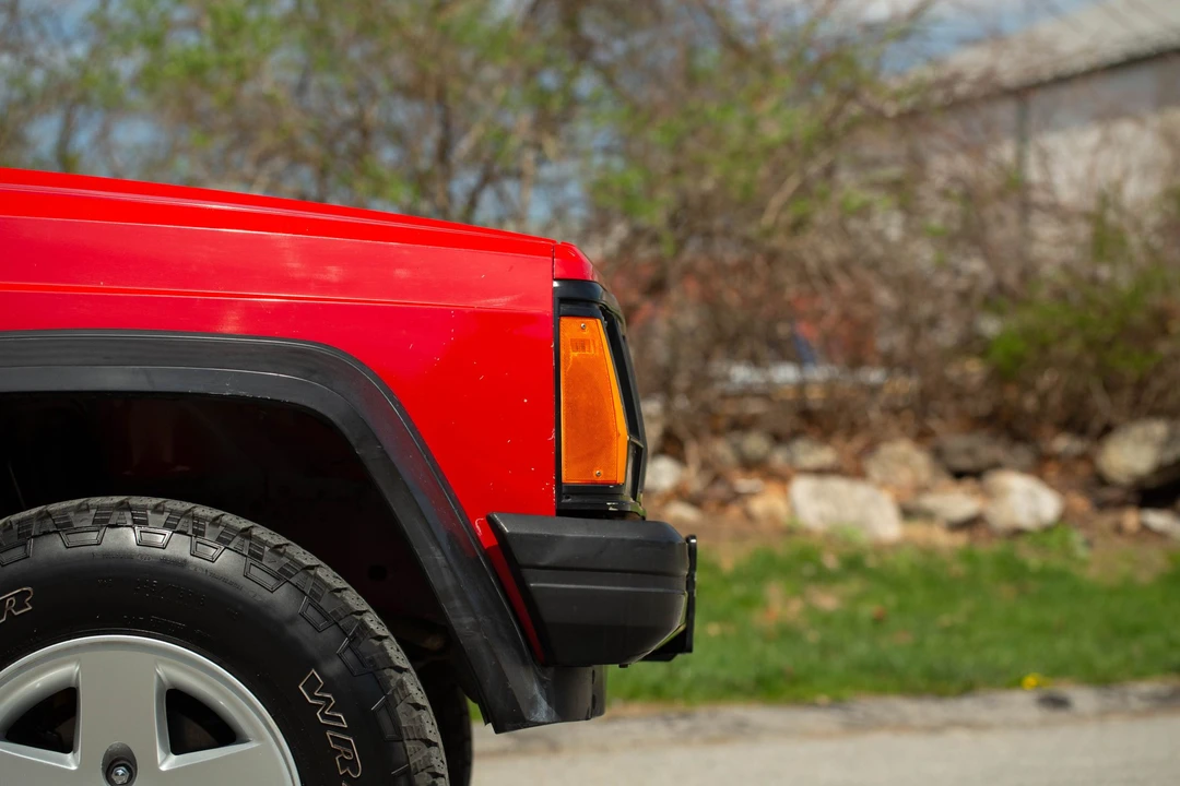 1995 Jeep XJ Cherokee - Image 12 of 31