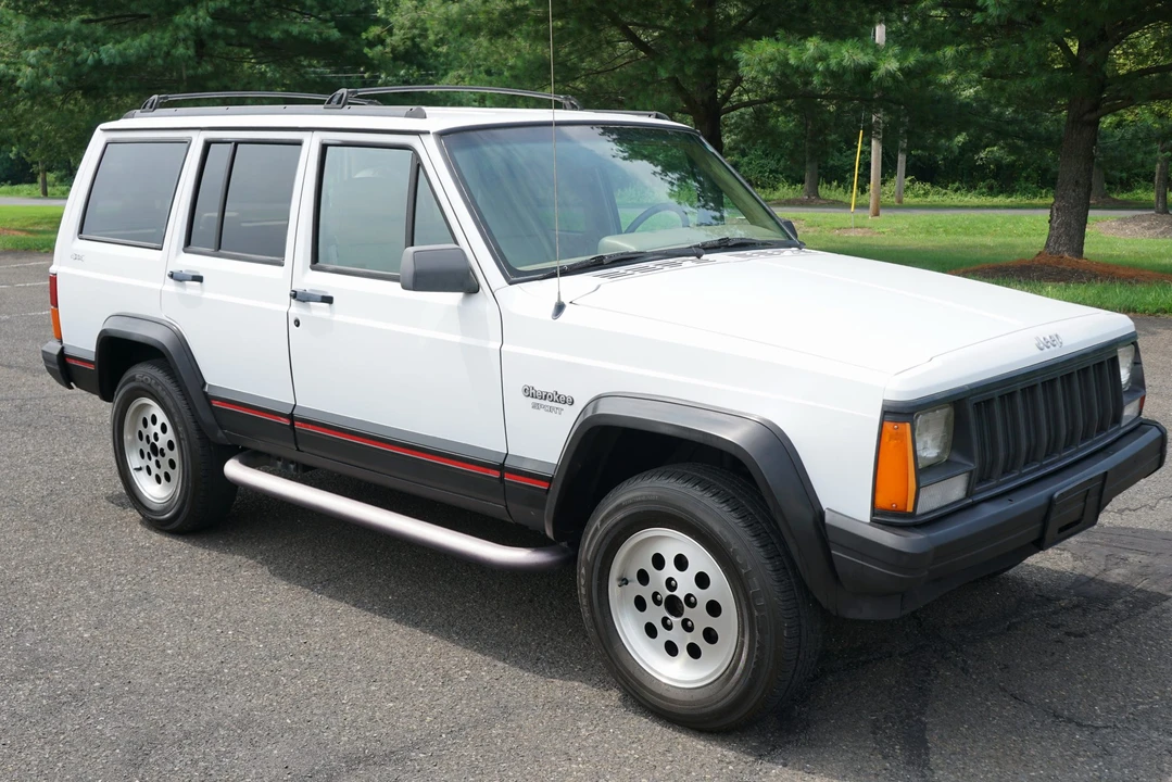 1995 Jeep XJ Cherokee - Image 6 of 31