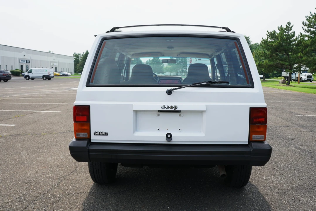 1995 Jeep XJ Cherokee - Image 4 of 31