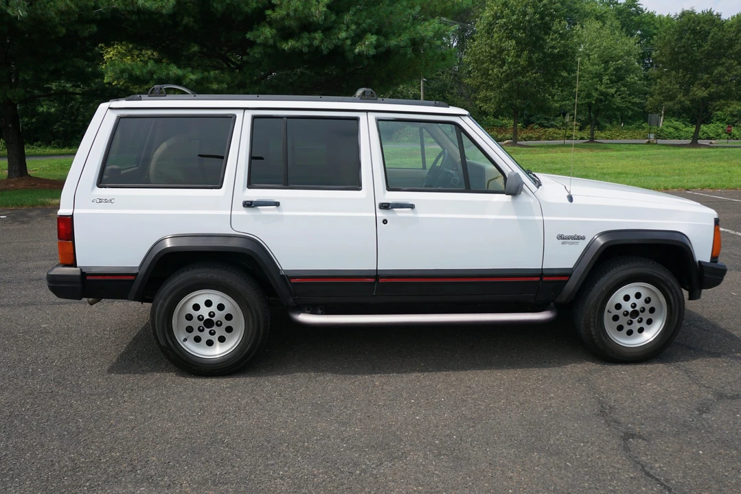 1995 Jeep XJ Cherokee - Image 5 of 31
