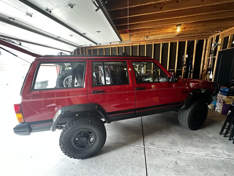 1995 Jeep XJ Cherokee - Image 12 of 31