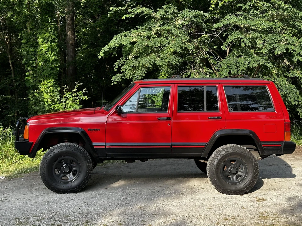 1995 Jeep XJ Cherokee - Image 22 of 31