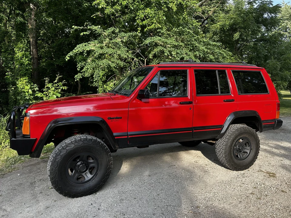 1995 Jeep XJ Cherokee - Image 23 of 31