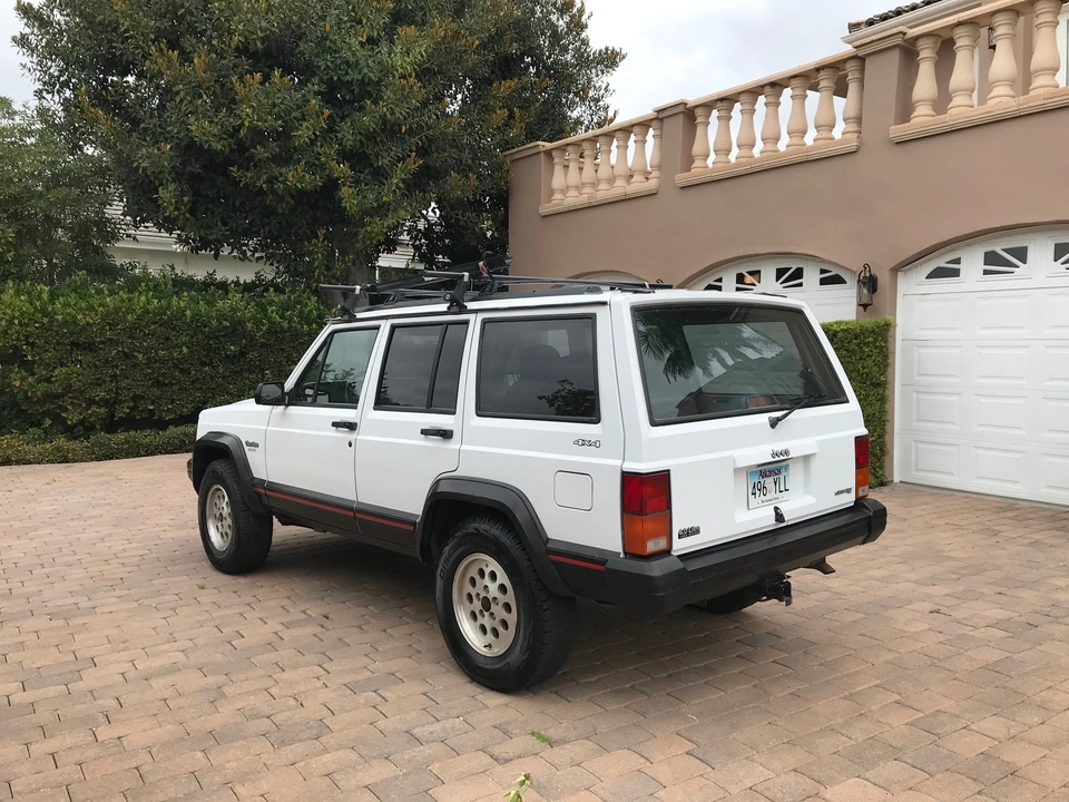 1995 Jeep XJ Cherokee - Image 3 of 31